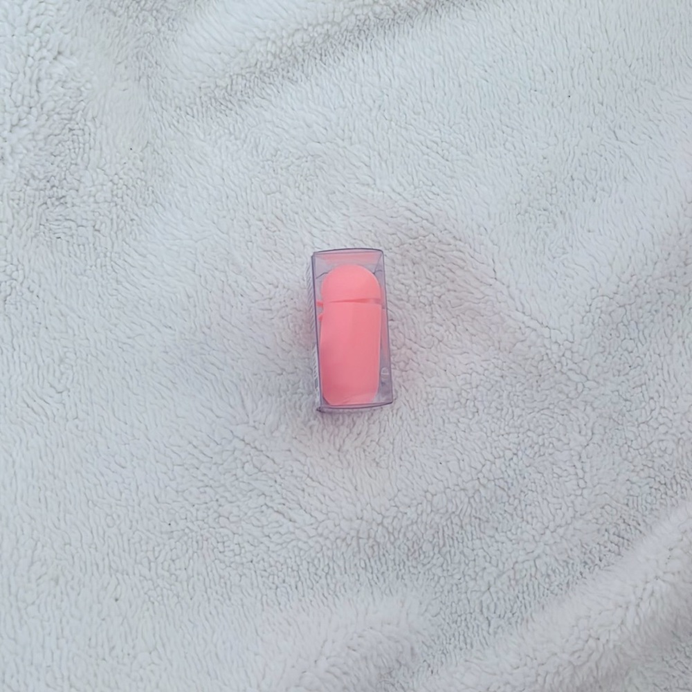 AirPod case - Picture 3 of 4